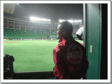 �X�|�[�c�}�b�T�[�W���I���@�g���[�i�[���[���V�_�B�g���[�i�[�����̗l�q�B